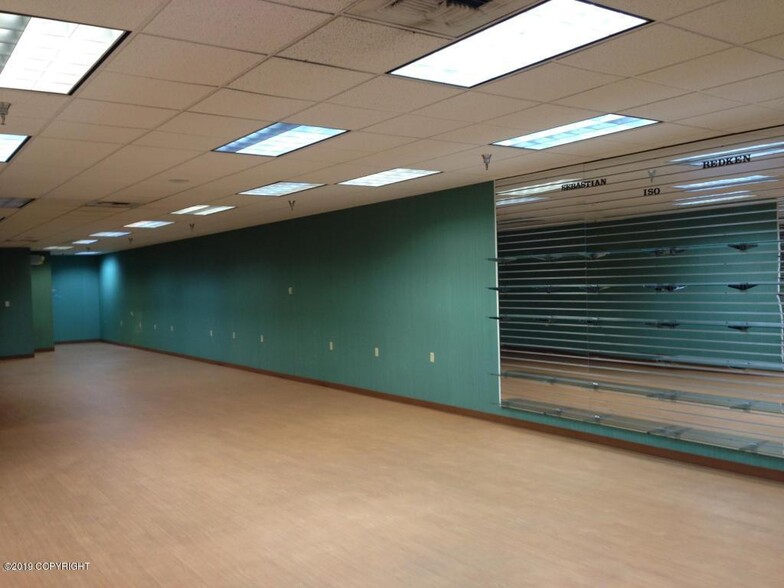 More Photos Of 4000 W Dimond Blvd, Anchorage General Retail For Lease
