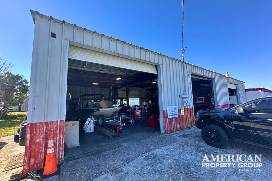 More Photos Of 5218 Duncan Rd, Punta Gorda Warehouse For Sale