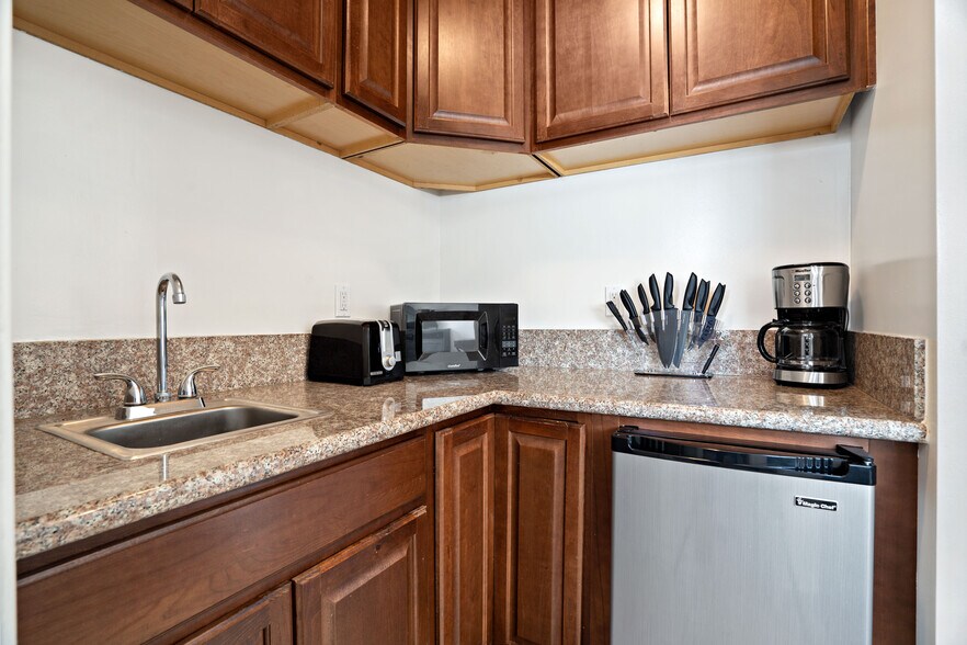 More Photos Of 4035 Inglewood Blvd, Los Angeles Apartments For Sale