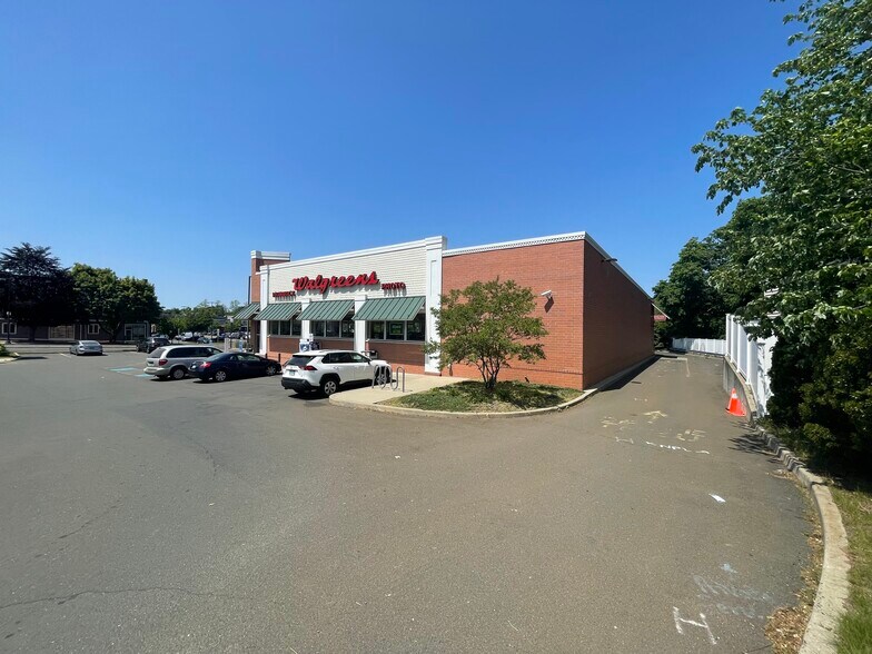 More Photos Of 157 Main St, East Haven General Retail For Sale