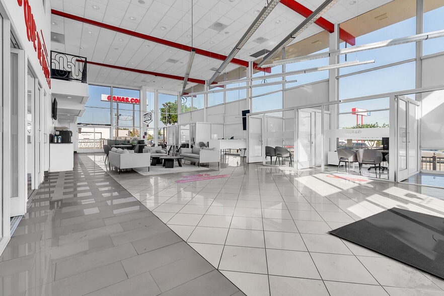 More Photos Of 13851-13861 Harbor Boulevard, Garden Grove Auto Dealership For Lease