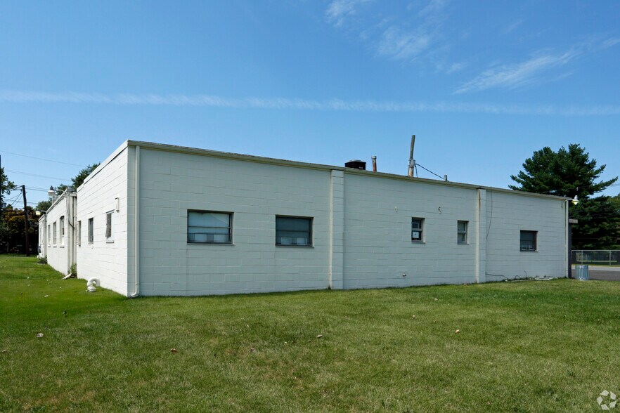 More Photos Of 448 Whitehead Rd, Hamilton Unknown For Lease