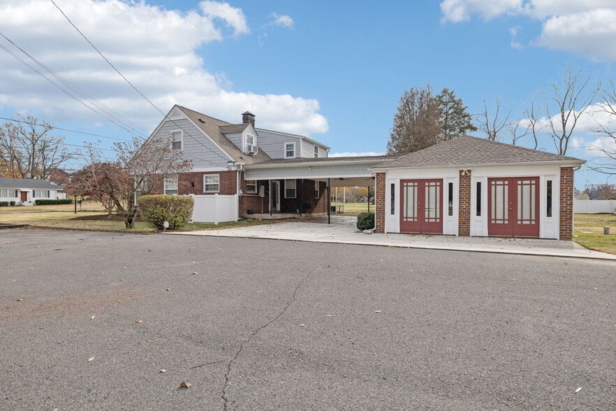More Photos Of 502 Hazelwood Dr, Smyrna Loft Creative Space For Lease