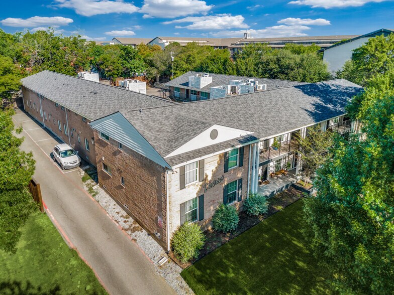 More Photos Of 425 N Rosemont Ave, Dallas Apartments For Sale