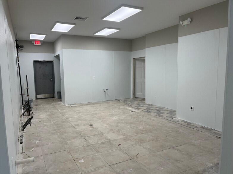 More Photos Of 2790 N NC 16 Business Hwy, Denver General Retail For Lease