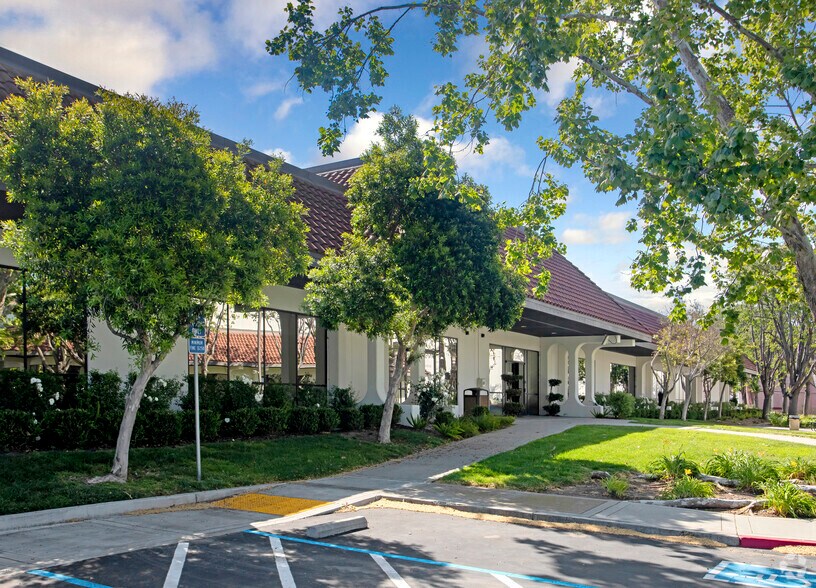 More Photos Of 1756-1758 Automation Pky, San Jose Research And Development For Lease