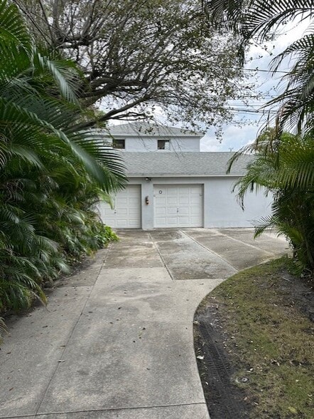 More Photos Of 200 Park Ave, West Palm Beach Apartments For Sale