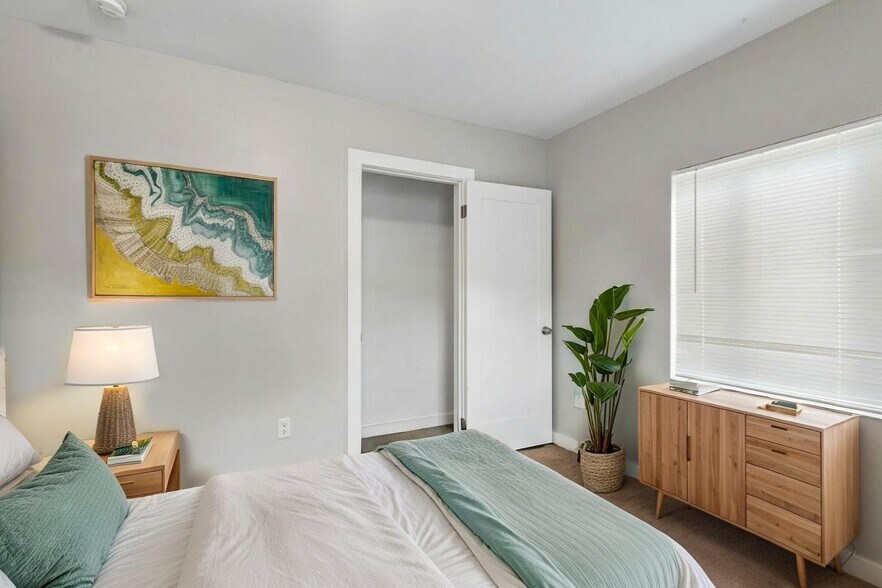 More Photos Of 435 NE 69th St, Miami Multifamily For Sale