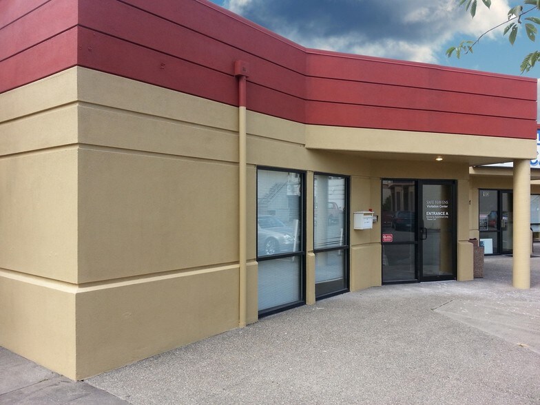 Primary Photo Of 407 W Gowe St, Kent Office For Lease