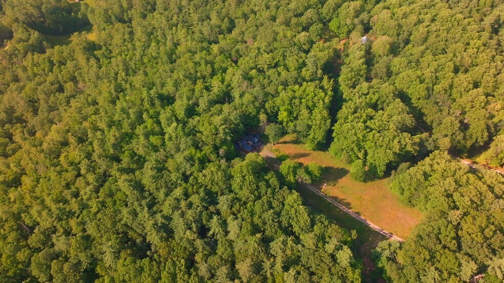 Primary Photo Of 122 Highlands View Rd, Highlands Specialty For Sale