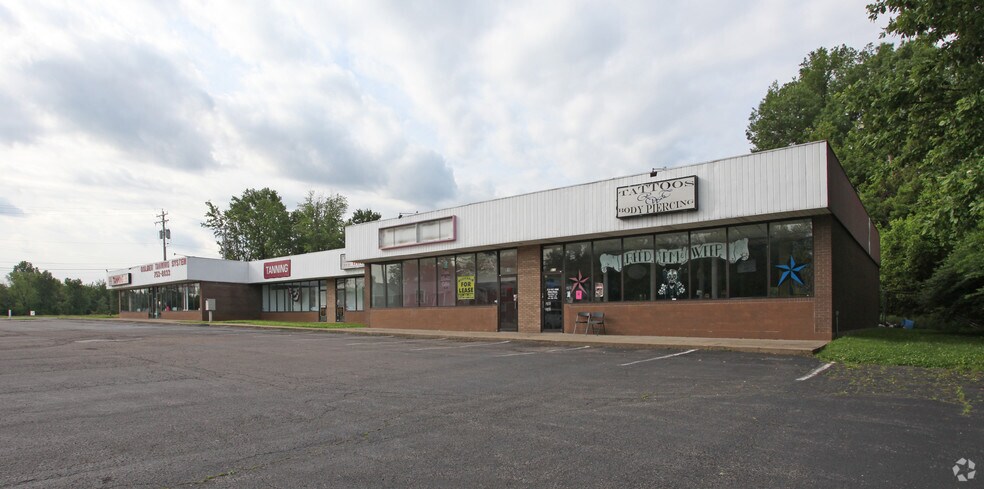 More Photos Of 917-925 Ohio Pike, Cincinnati General Retail For Lease