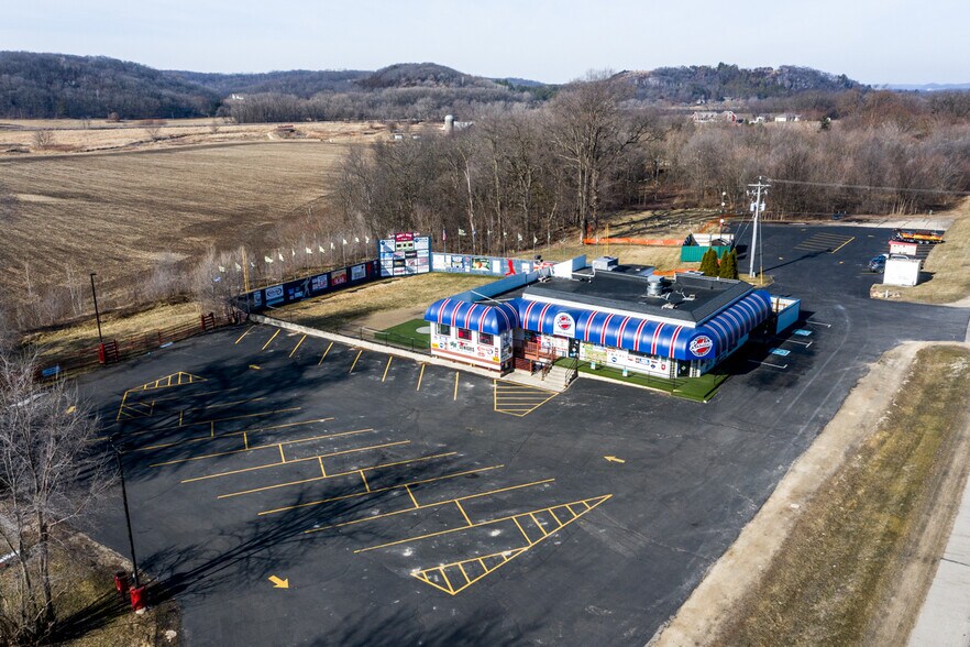 More Photos Of 10267 US Highway 14, Mazomanie Sports And Entertainment For Sale