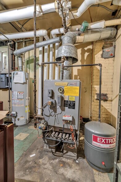 More Photos Of 2740 Main St, Buffalo Office Residential For Sale