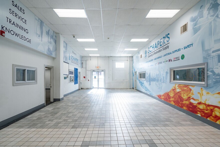 More Photos Of 2221 E Clearfield St, Philadelphia Warehouse For Lease