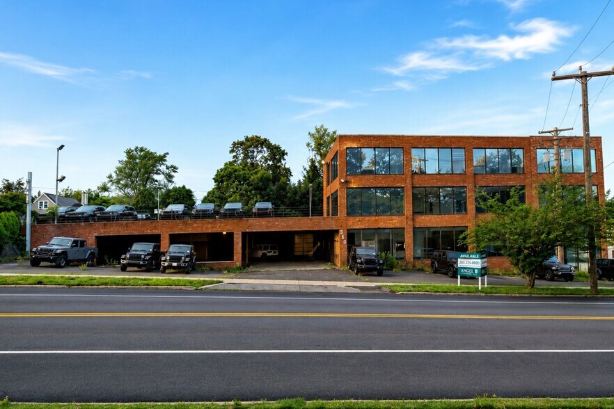 More Photos Of 360 Tunxis Hill Rd, Fairfield Auto Dealership For Sale
