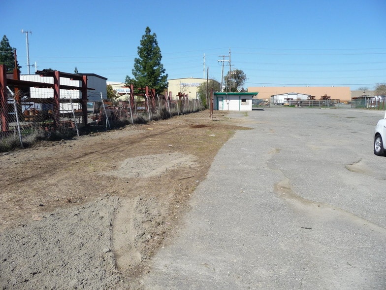 More Photos Of 3534 51st Ave, Sacramento Warehouse For Sale