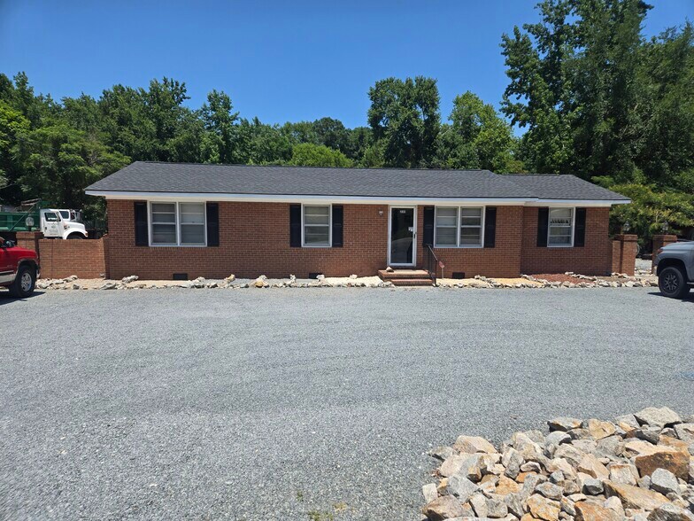 More Photos Of 2311 Clinton Rd, Fayetteville Industrial For Sale