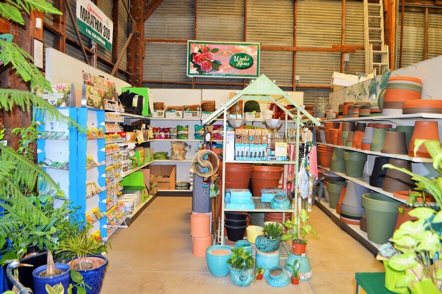 More Photos Of 2750 W Devonshire Ave, Hemet Freestanding For Sale