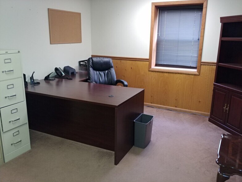 More Photos Of 198 George St, Beckley Research And Development For Sale