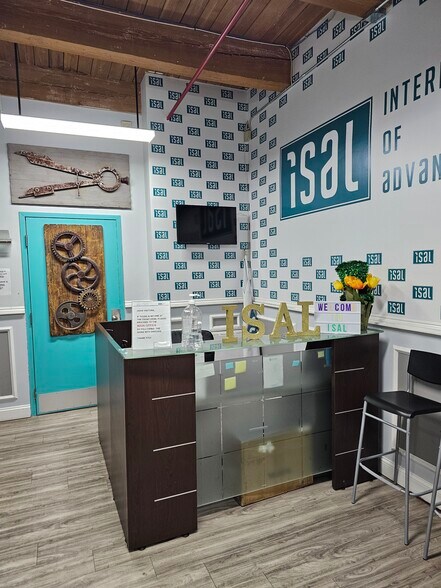 More Photos Of 20 Linden St, Allston Office For Lease