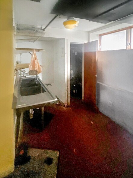 More Photos Of 275 Grand St, Jersey City Apartments For Lease