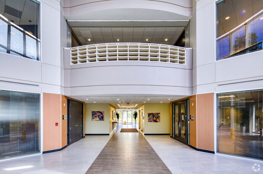 More Photos Of 3450-3550 Buschwood Park Dr, Tampa Unknown For Lease