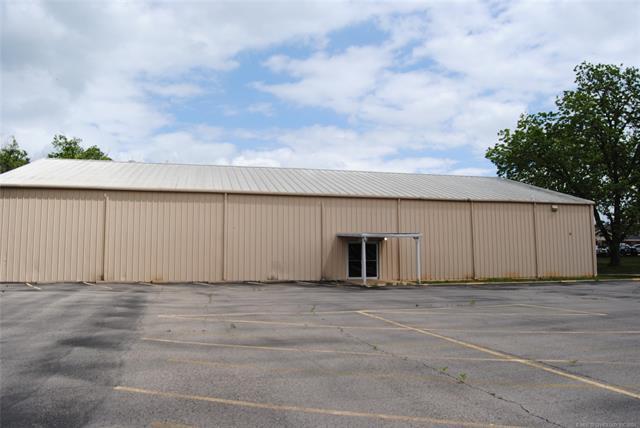 More Photos Of 1930 Arlington St, Ada Religious Facility For Sale