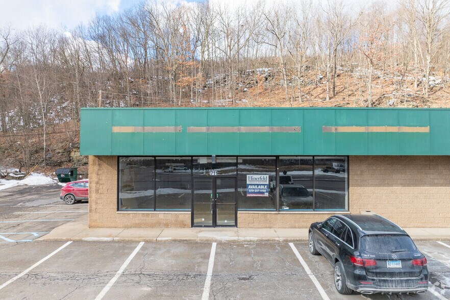 More Photos Of 600 BLK Scranton Carbondale Hwy, Archbald Unknown For Lease