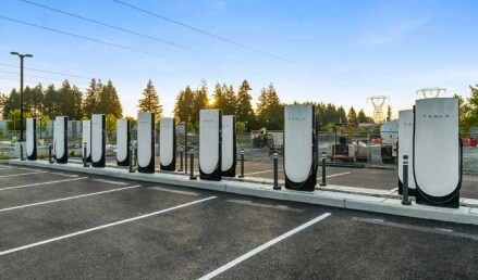 Primary Photo Of 1421 Kingswood Dr SW, Tumwater Parking Lot For Sale