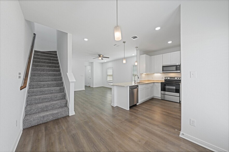 More Photos Of 6010 Shashi Place, San Antonio Apartments For Sale