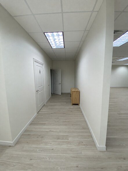 More Photos Of 7115 FM 2920, Spring Unknown For Lease