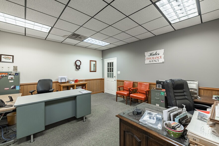 More Photos Of 664 Boulevard, Colonial Heights Office For Sale