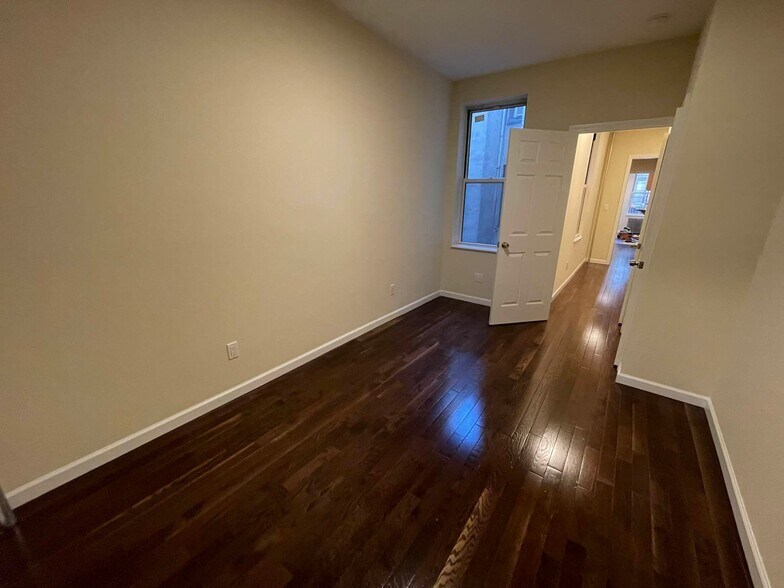 More Photos Of 34-03 42nd St, Long Island City Apartments For Sale