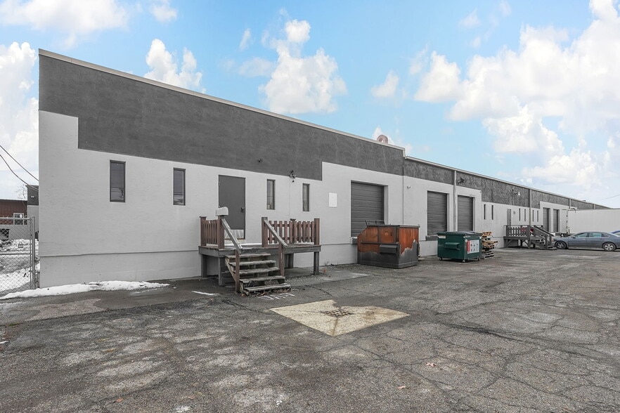 Primary Photo Of 1150-1180 Corrugated Way, Columbus Warehouse For Lease