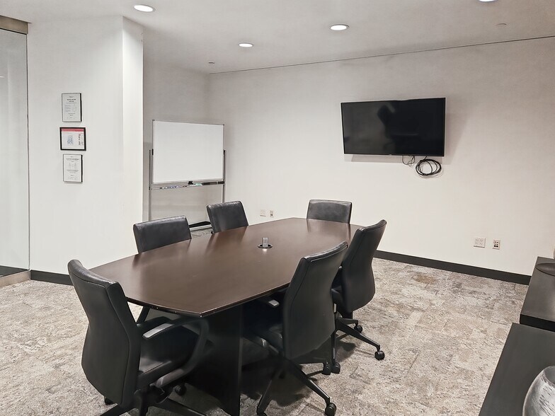More Photos Of 12600 Deerfield Pky, Alpharetta Coworking Space