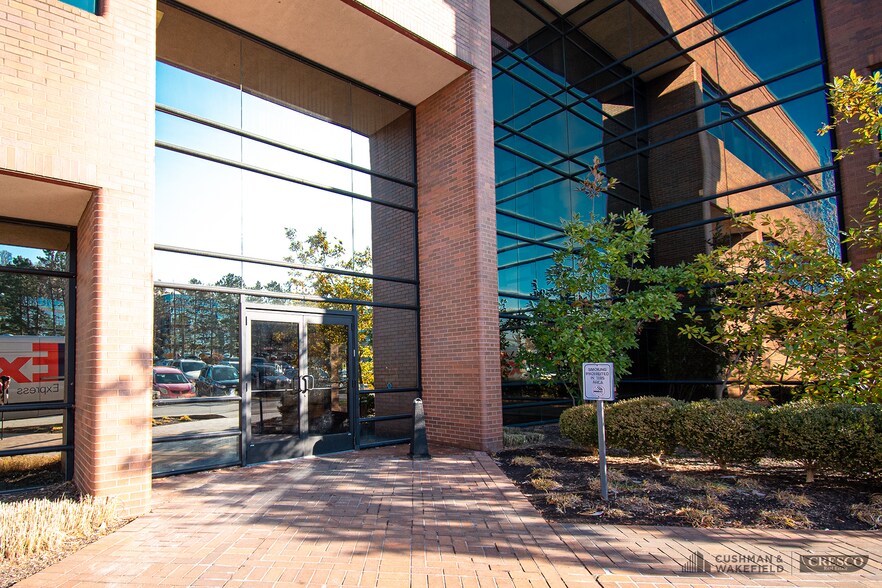 More Photos Of 6500 Rockside Rd, Independence Office For Sale