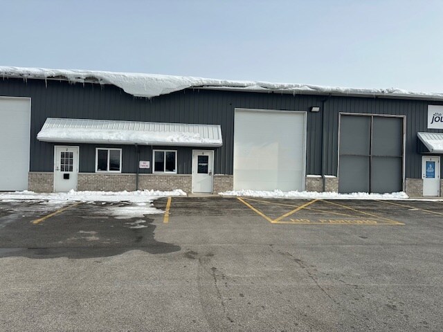 Primary Photo Of 1303 S Schoolhouse Rd, New Lenox Warehouse For Lease