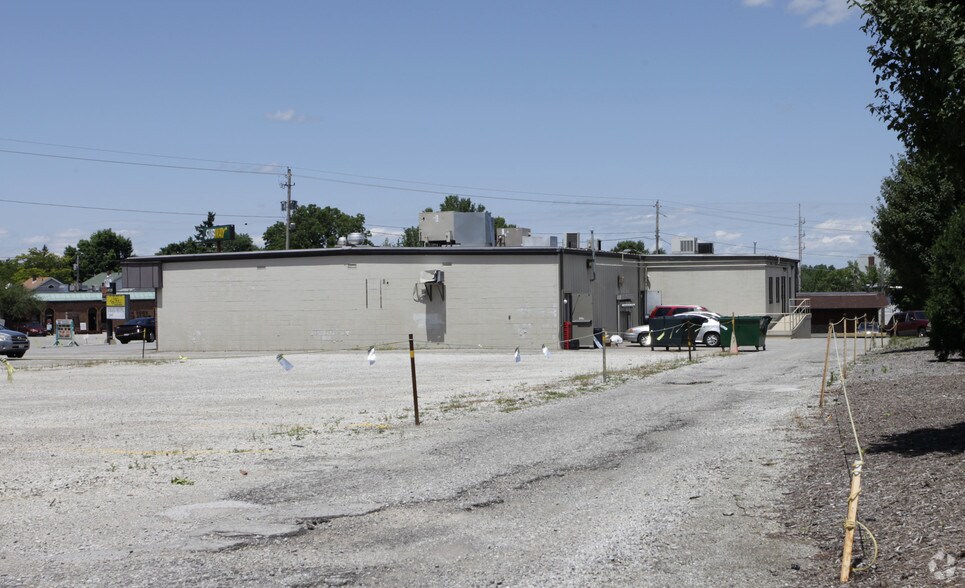 More Photos Of 611-627 Claremont Ave, Ashland Freestanding For Lease