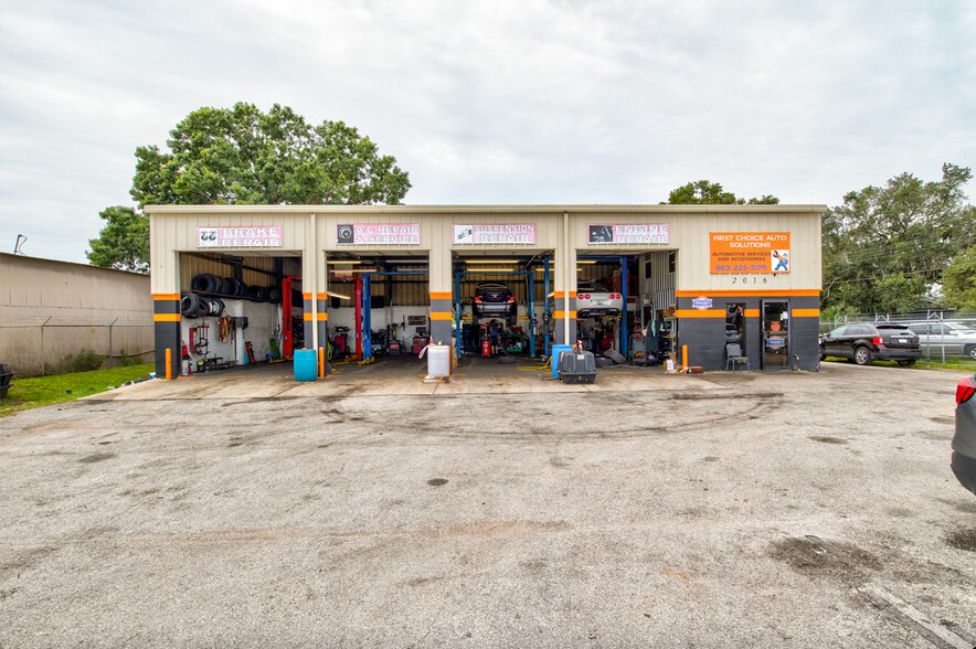 Primary Photo Of 2016 W Memorial Blvd, Lakeland Auto Repair For Sale