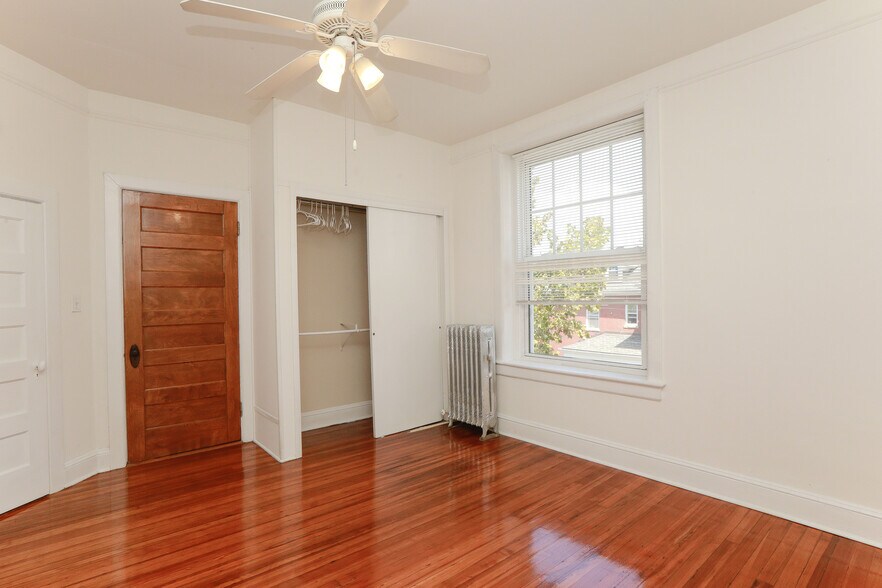 More Photos Of 819 Colonial Ave, Norfolk Apartments For Sale
