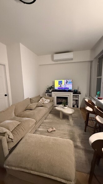 More Photos Of 429 27th Ave, Astoria Apartments For Sale