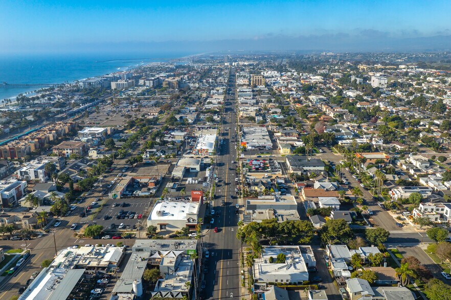 More Photos Of 525 S Coast Hwy 101, Oceanside Freestanding For Sale