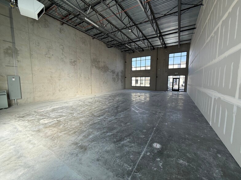 More Photos Of 2609 Reagan Pk Ln, Bluffdale Warehouse For Lease