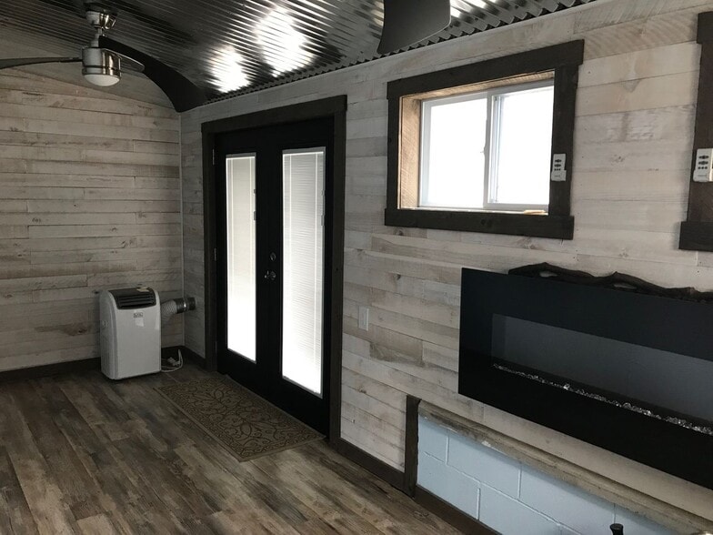 More Photos Of 15279 Rankin Ave, Dunlap Office Residential For Sale