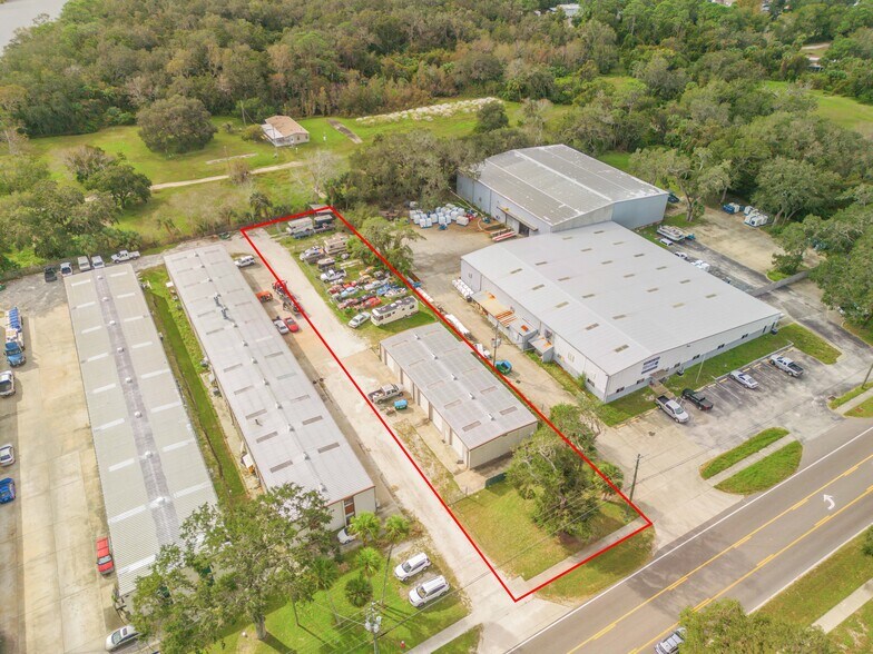 More Photos Of 708 W Park Ave, Edgewater Warehouse For Sale