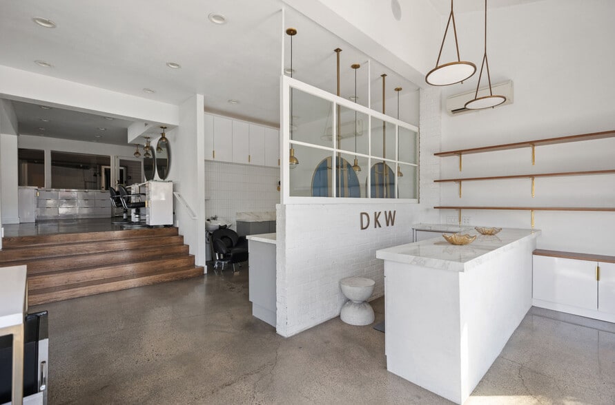 More Photos Of 1590 S Coast Hwy, Laguna Beach Storefront Retail Office For Sale