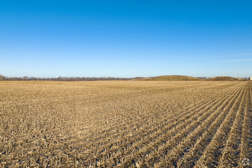 More Photos Of US-35 / SR 753 North East lot of the US-35 / 753 sr, Washington Court House Land For Sale