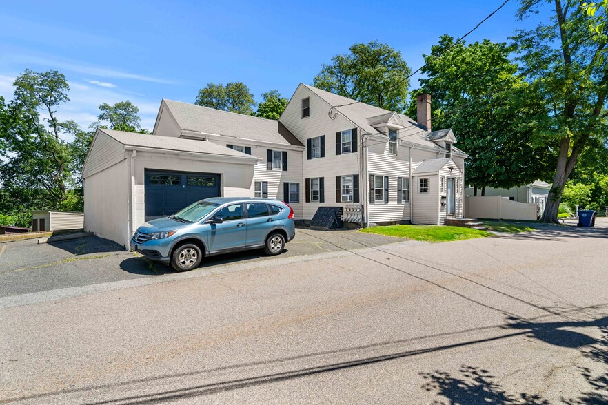 More Photos Of 39 Needham Rd, Danvers Apartments For Sale