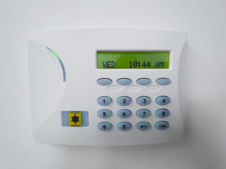 More Photos Of 20869 Mound Rd, Warren Warehouse For Sale