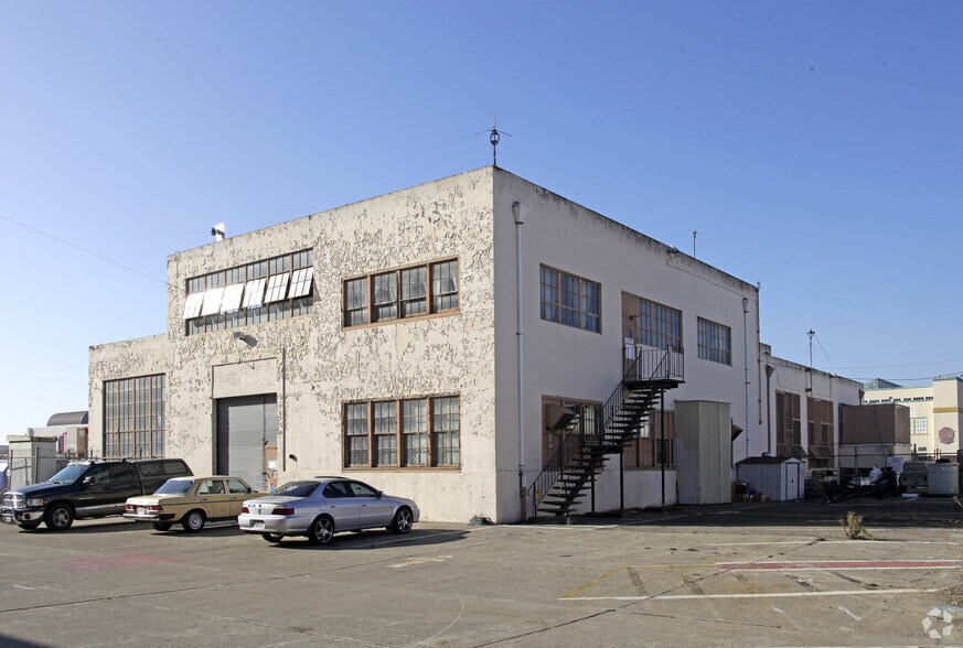 Primary Photo Of 2440 Monarch St, Alameda Warehouse For Lease